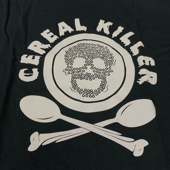 Gildan Other - CEREAL KILLER Black White Graphic T Shirt Punk Goth skull and cross bones style